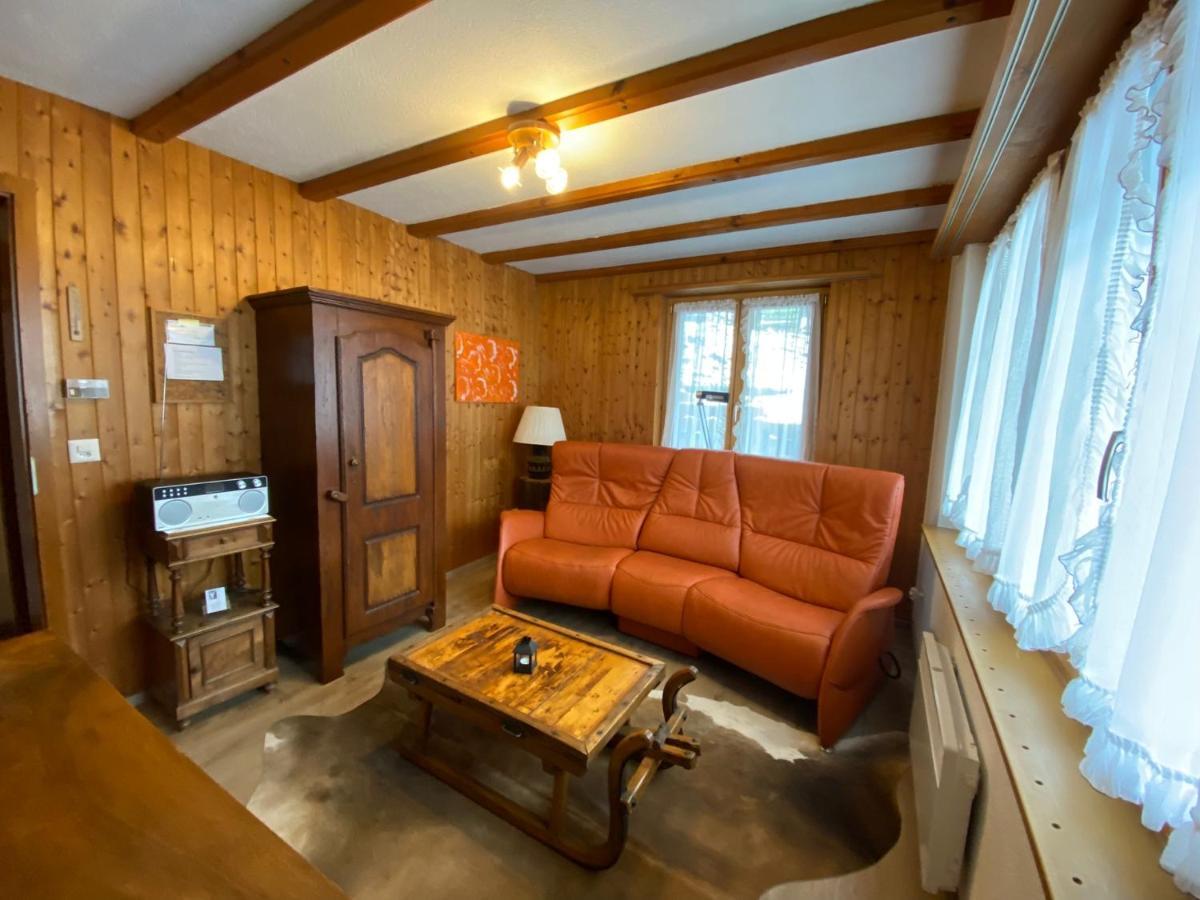 Apartment Jack